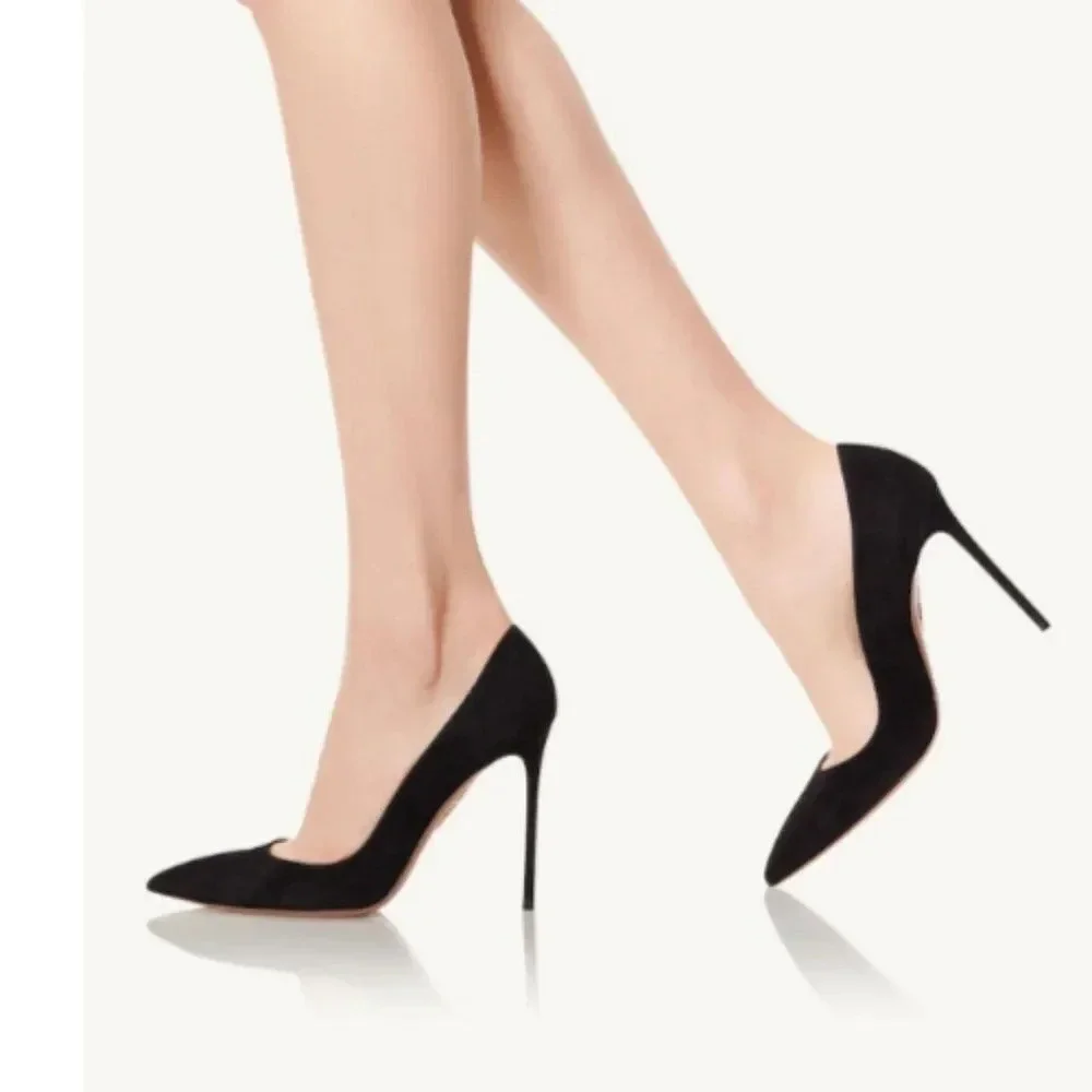 Gucci Women's Black Suede Pointed Toe Pumps Heel Size 39.5